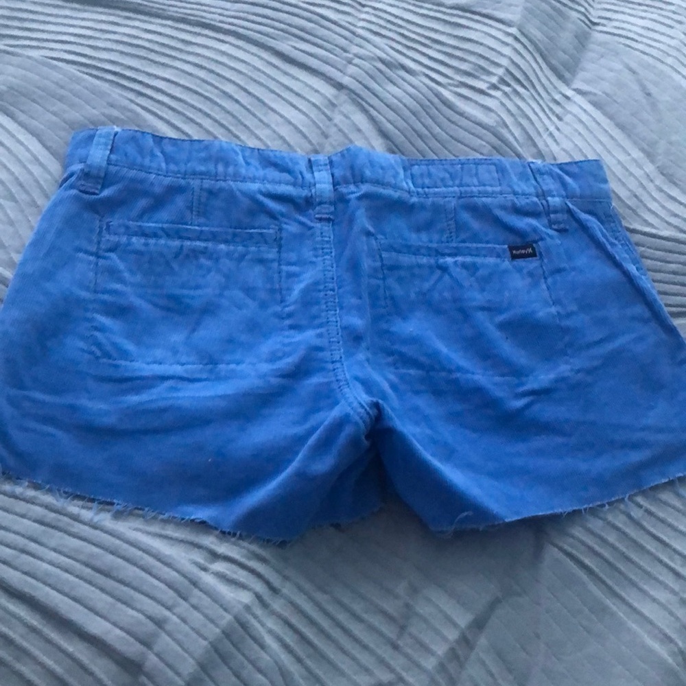 Shorts - Picture 3 of 4